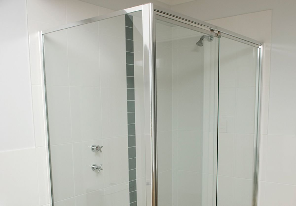 Shower screen framed - Integrity 3