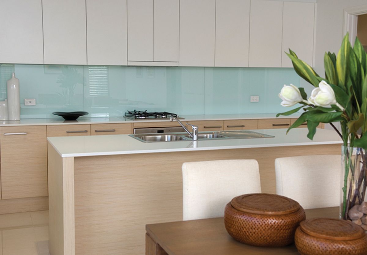 Splashbacks and mirrors 1