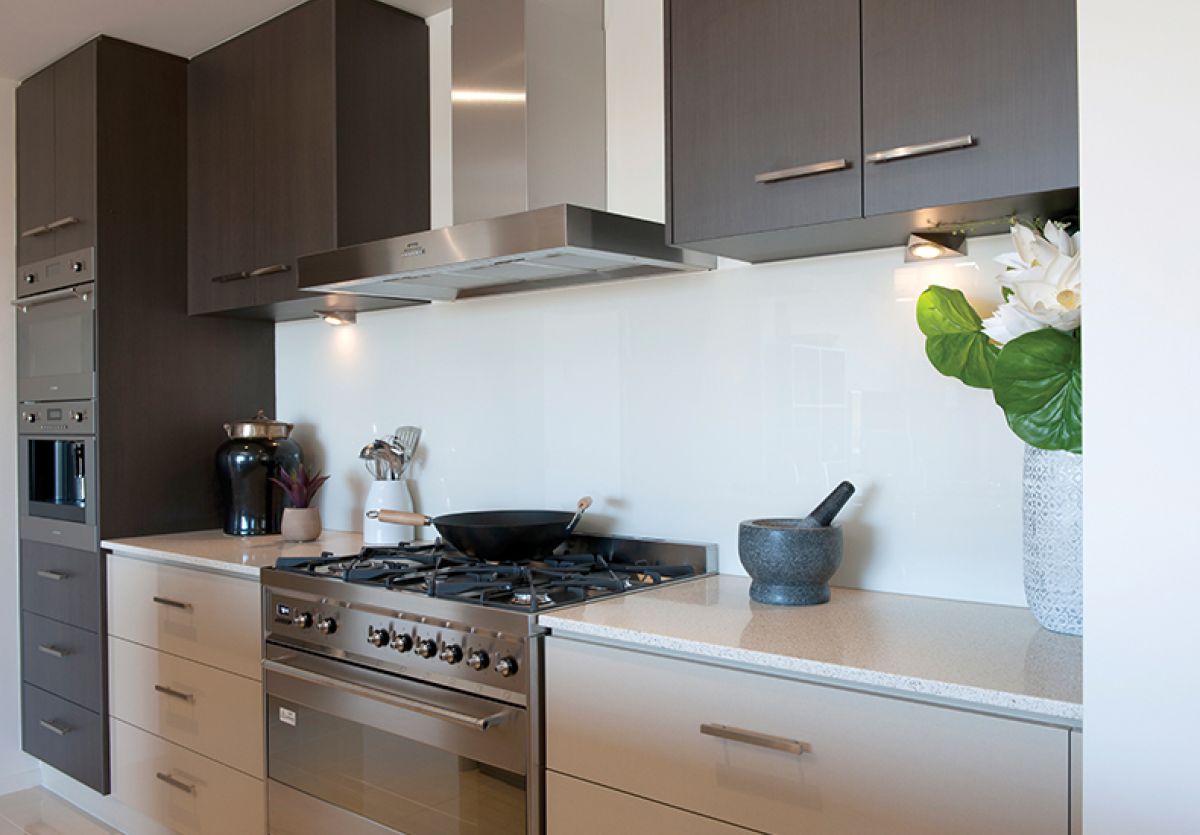 Splashbacks and mirrors 3