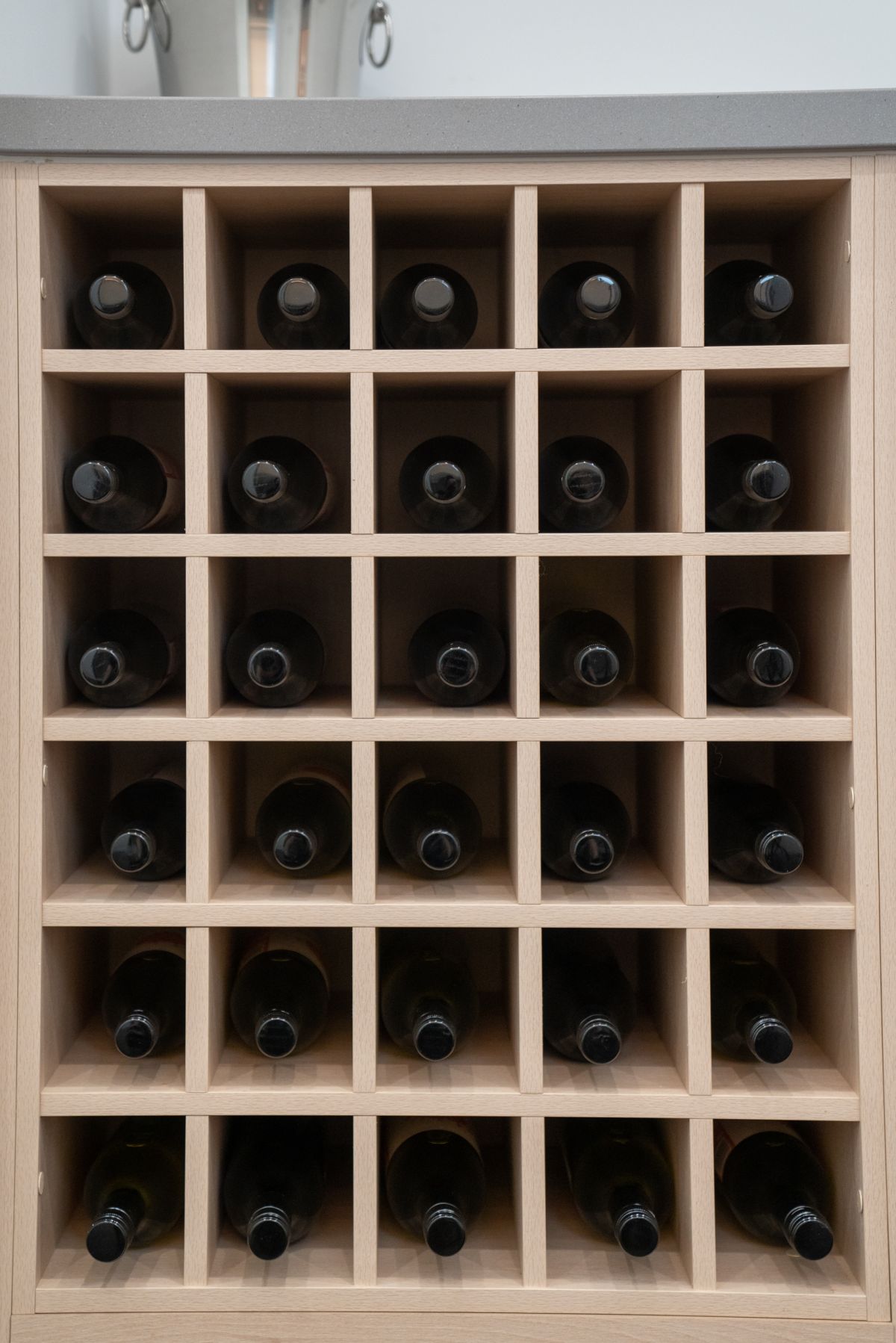 built in furniture - wine unit 32