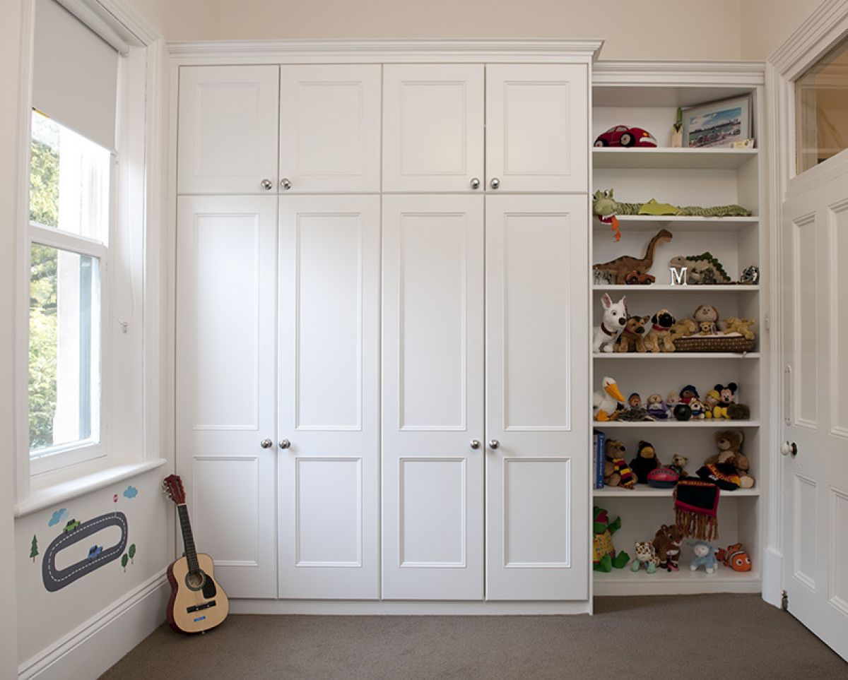 Hinged door built-in wardrobes with display shelf option