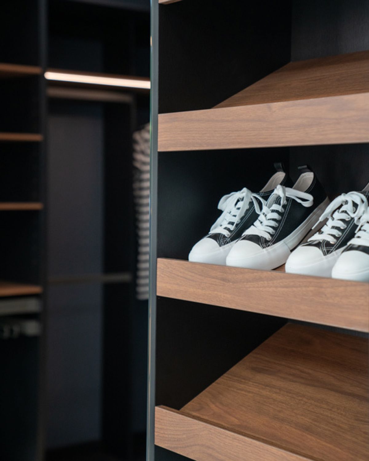 Builtin wardrobe showroom 7