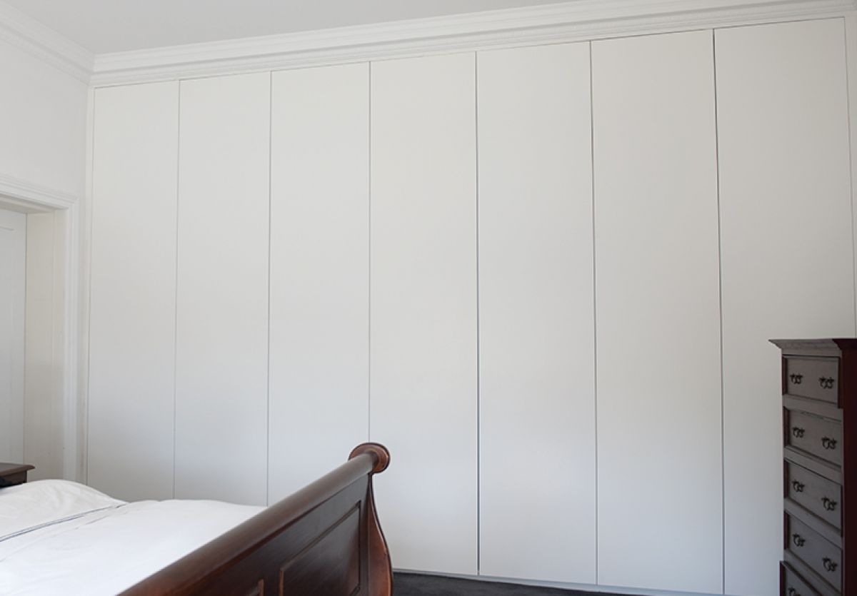 Sorrento built-in wardrobes in bedroom