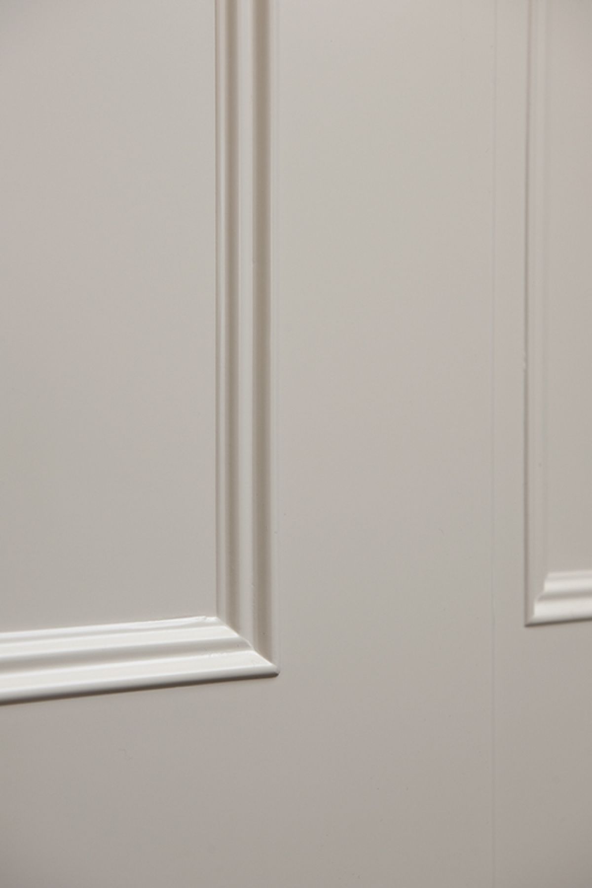 Old world charm featured on the Sommerset sliding door built-in wardrobe