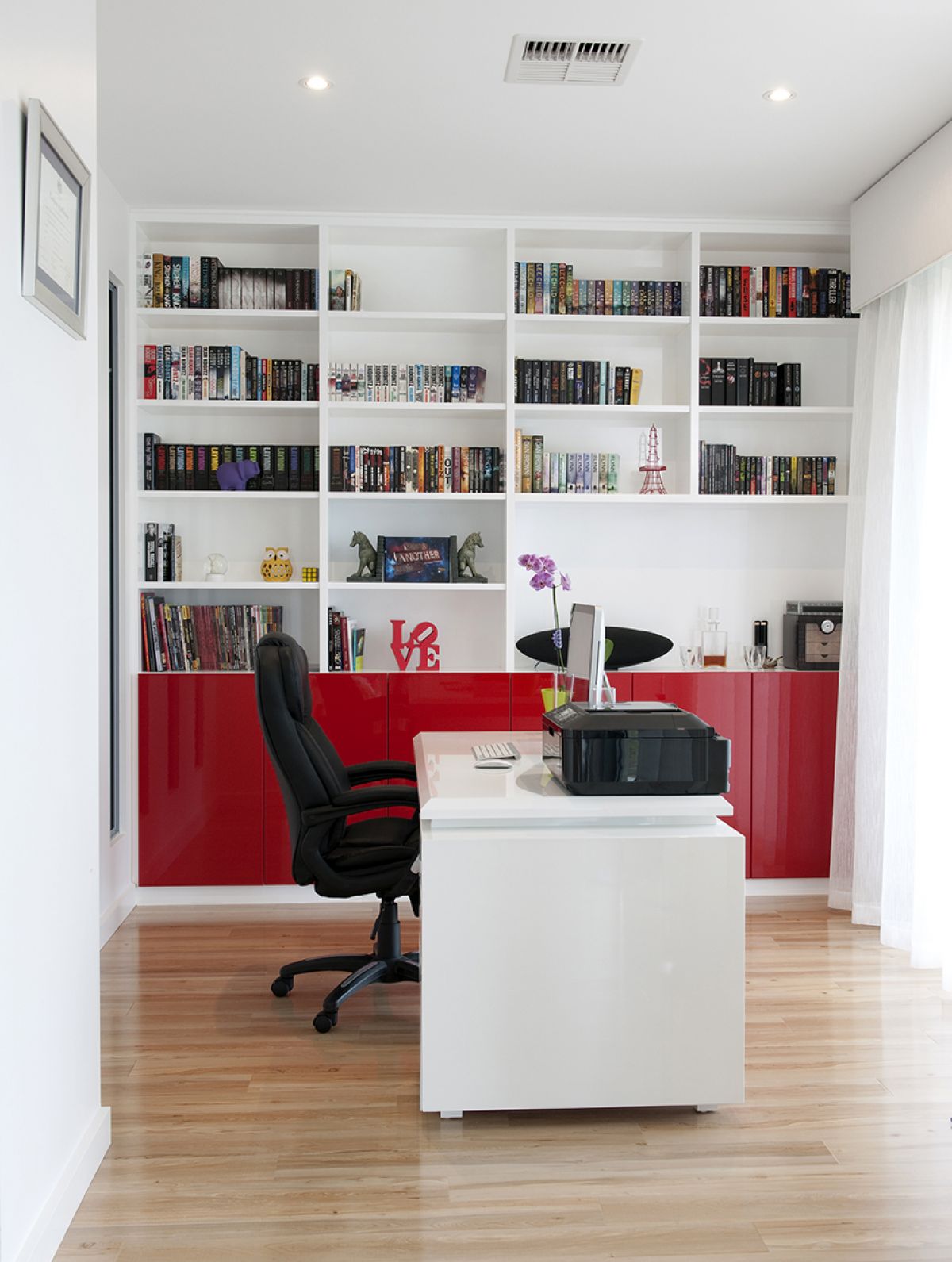 Built in furniture 11