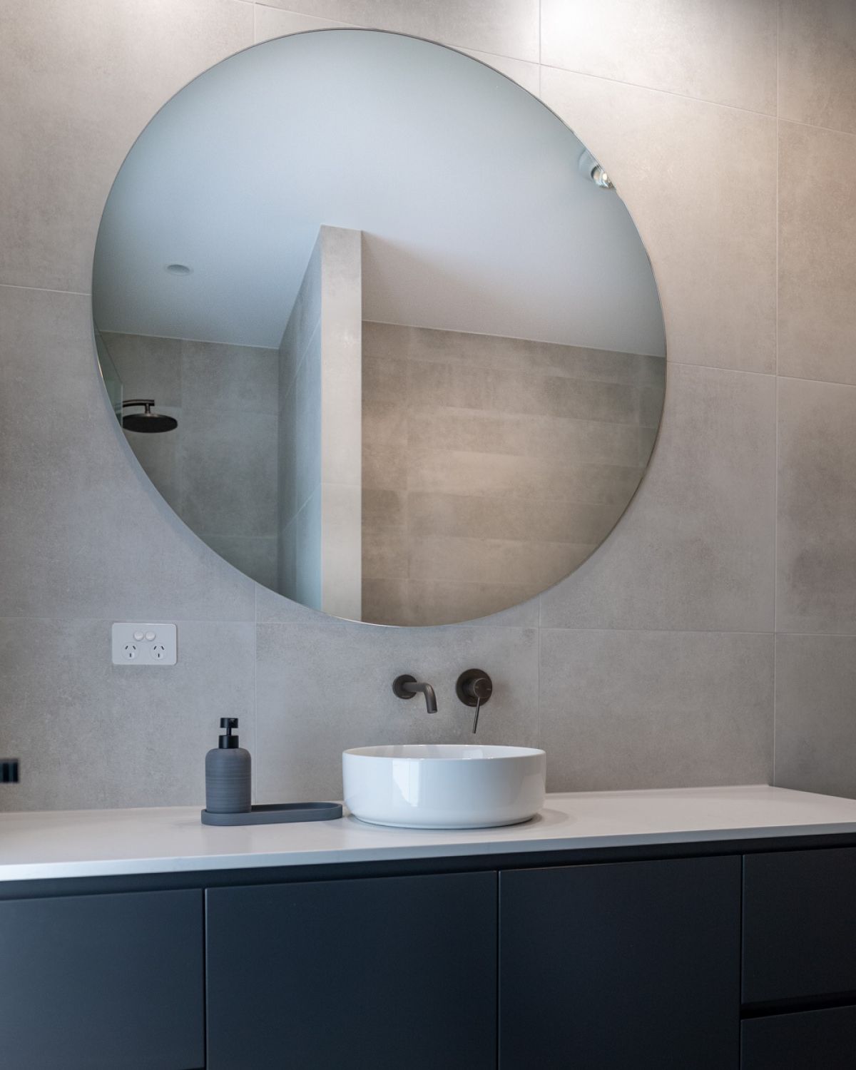 Aspec homes round mirror 3