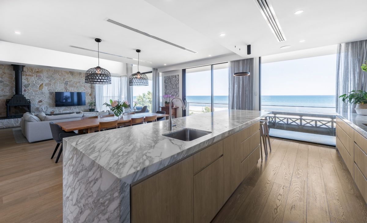 Brassington171017 V 37 Screen Res