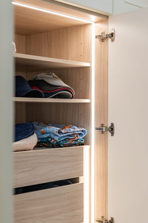Traditional Oxford wardrobe featuring integrated LED lighting and Natural Oak Matt internals, custom-designed with premium finishes by Packers.